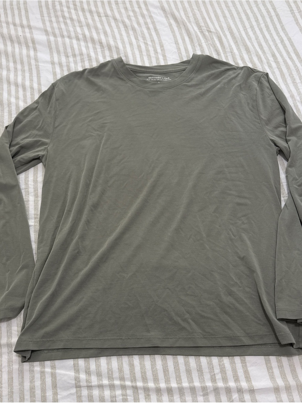 Abercrombie & Fitch Olive Long-Sleeve Crew Tee
